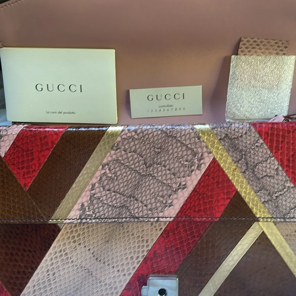 EUC Rare Gucci Python Dionysus Shoulder Bag. Worn only 1 time - Picture 9 of 16